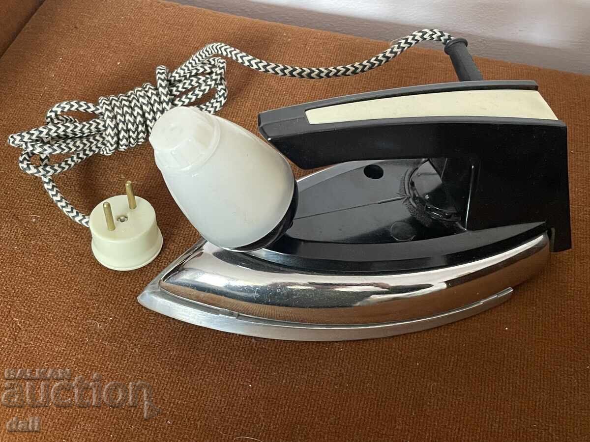 1981 g. NEFOLOSITĂ STICLĂ SOCIALISTĂ, URSS, AMBALAJ ORIGINAL cu preț € 7.00 | 13.69 BGN 1981 g. NEFOLOSITĂ STICLĂ SOCIALISTĂ, URSS, AMBALAJ ORIGINAL cu preț € 7.00 | 13.69 BGN