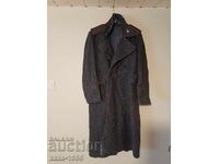 Mantou de iarnă militar cu căciulă