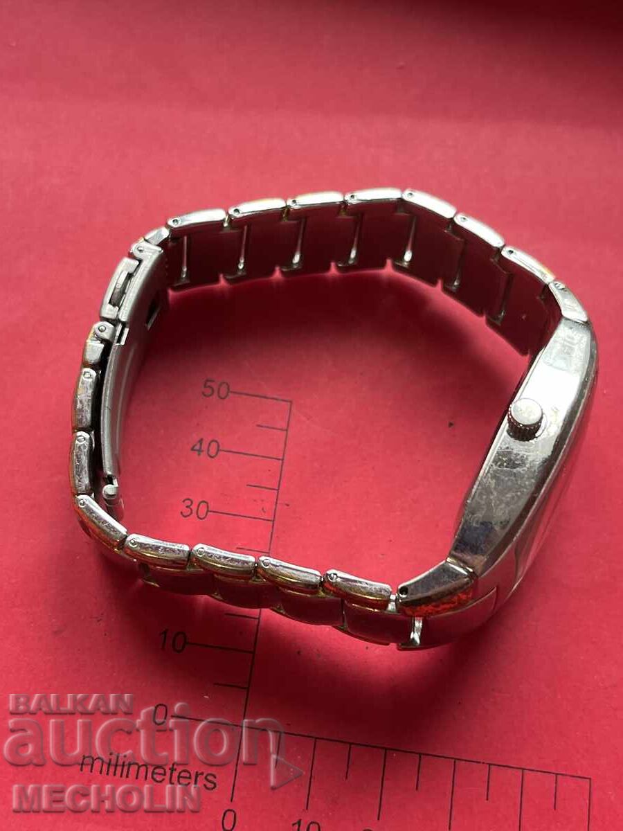 QUARTZ WATCH 16 - 6 QUARTZ WATCH 16 - 6