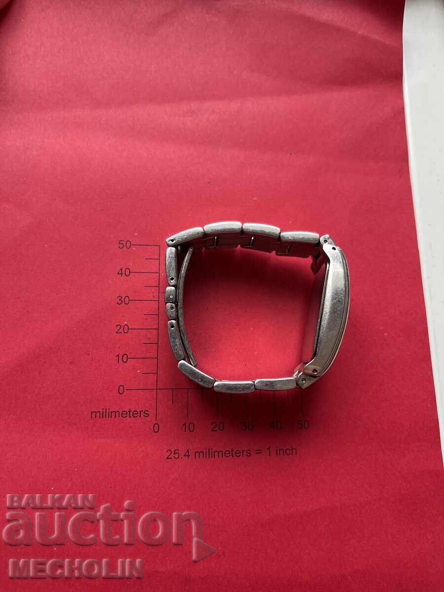 Ρολόι χαλαζία 21 - 5 Ρολόι χαλαζία 21 - 5