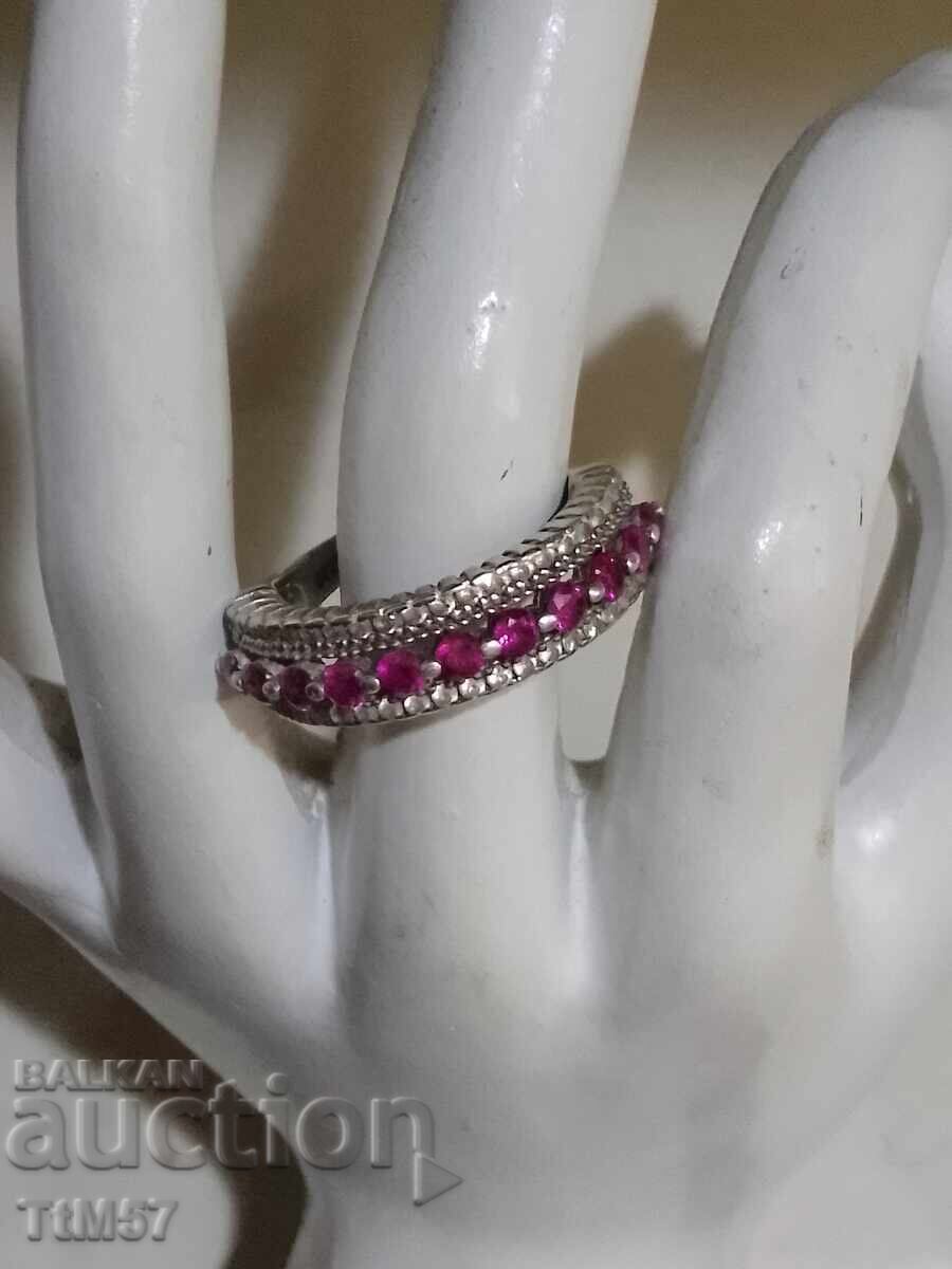 Silver ring with natural rhodolite garnets