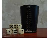 Set de zaruri pentru barbut cu cinci bucăți