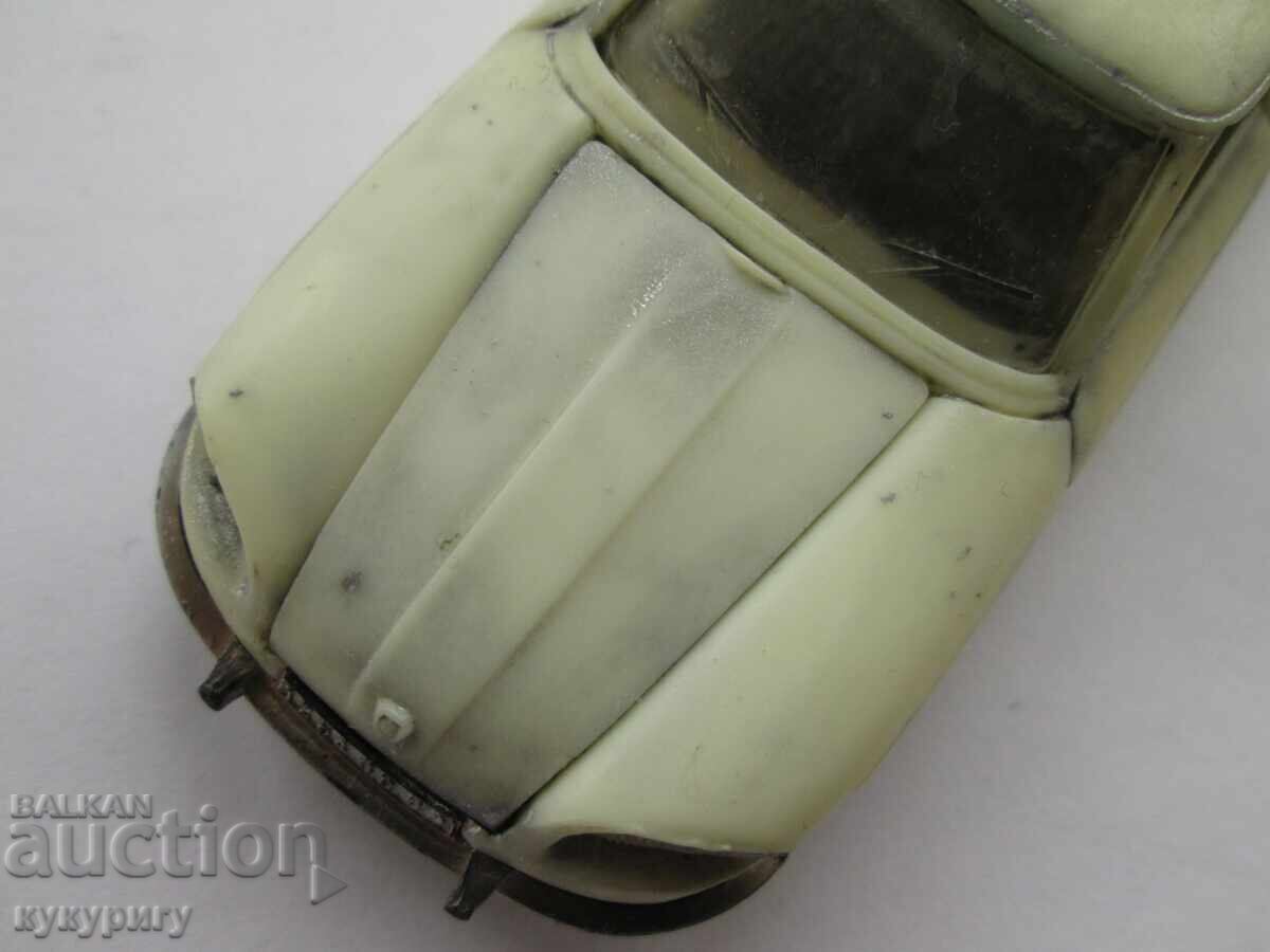Veche rusă sovietică din plastic, cărucior Panhard - 5