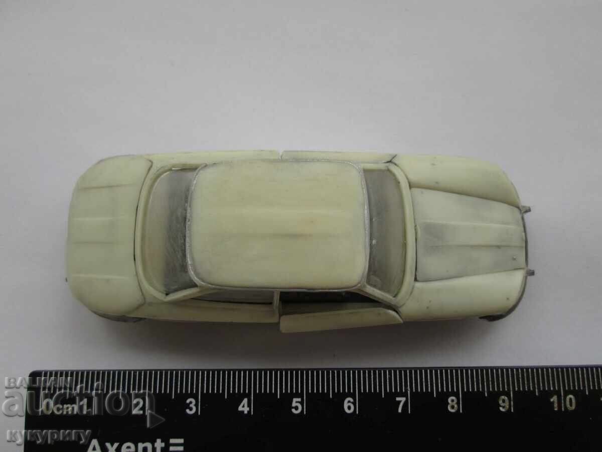 Veche rusă sovietică din plastic, cărucior Panhard - 7