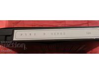 Bărbați în negru - Caseta video