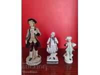 Πολλά πορσελάνινα ειδώλια