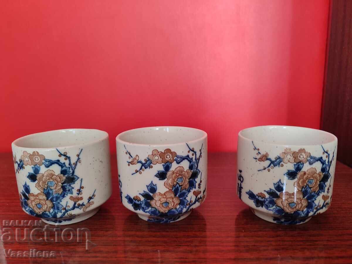 Σετ κεραμικά ποτήρια με τιμή € 12.00 | 23.47 BGN