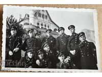 Враца хижата Ученици