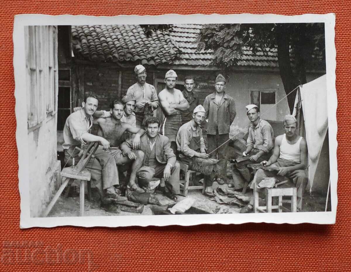 S. Gorupljane - Atelier de Cizmărie