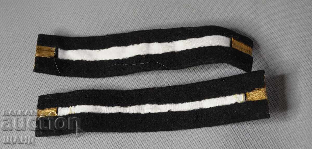 Licitație Vechi epoleți de ofițer militar pentru uniformă