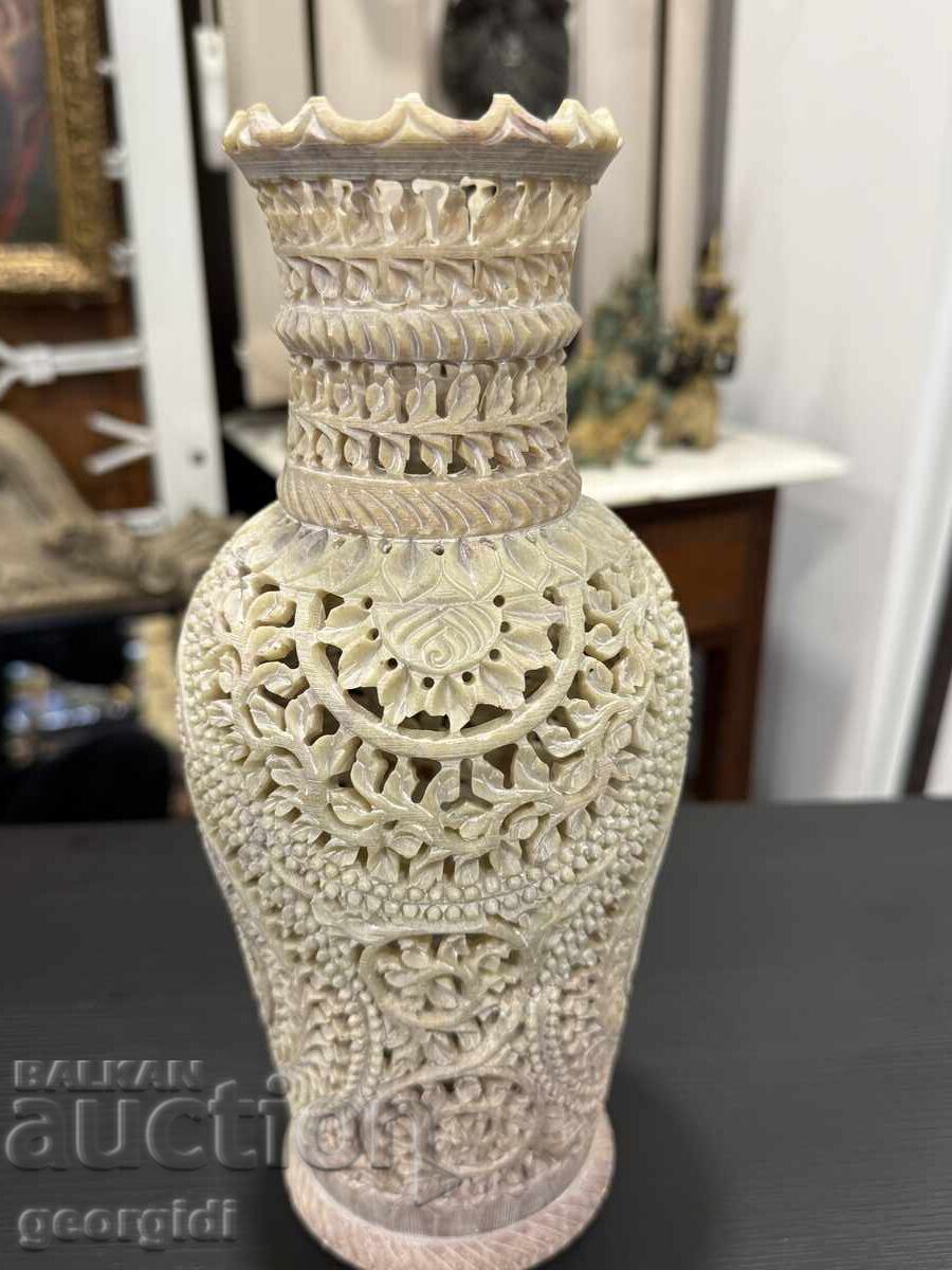 Vază indiană din filigran de piatră săpunată. Nr. 7994 - 6