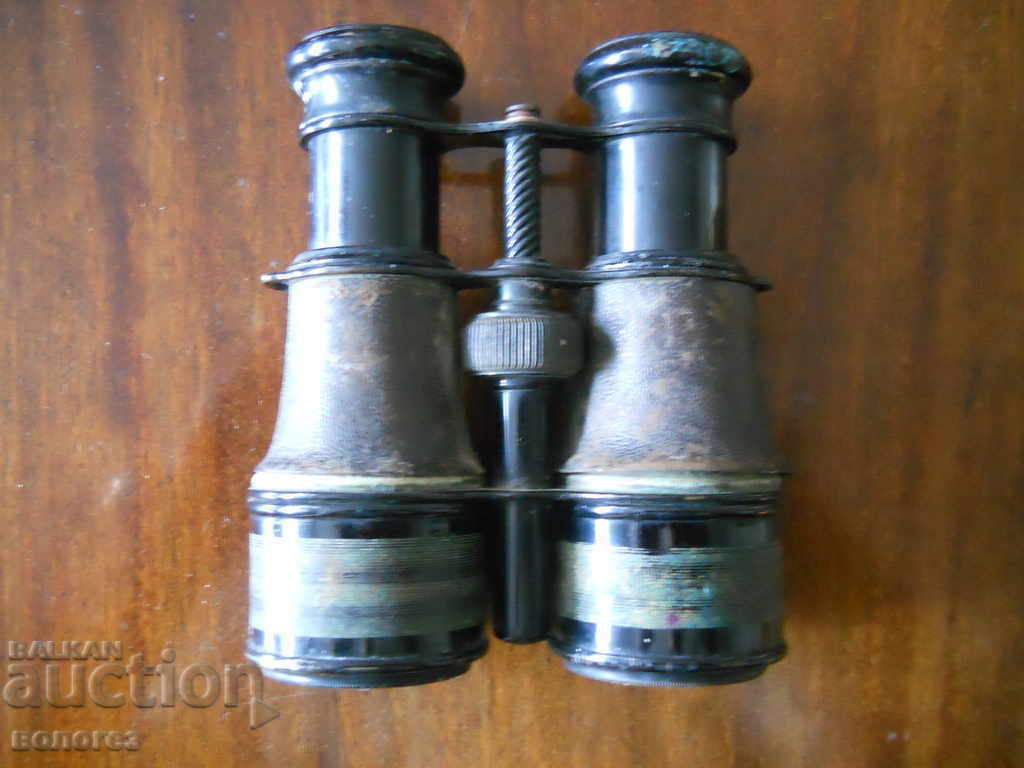 Military Galilean-type binoculars from the First World War Military Galilean-type binoculars from the First World War