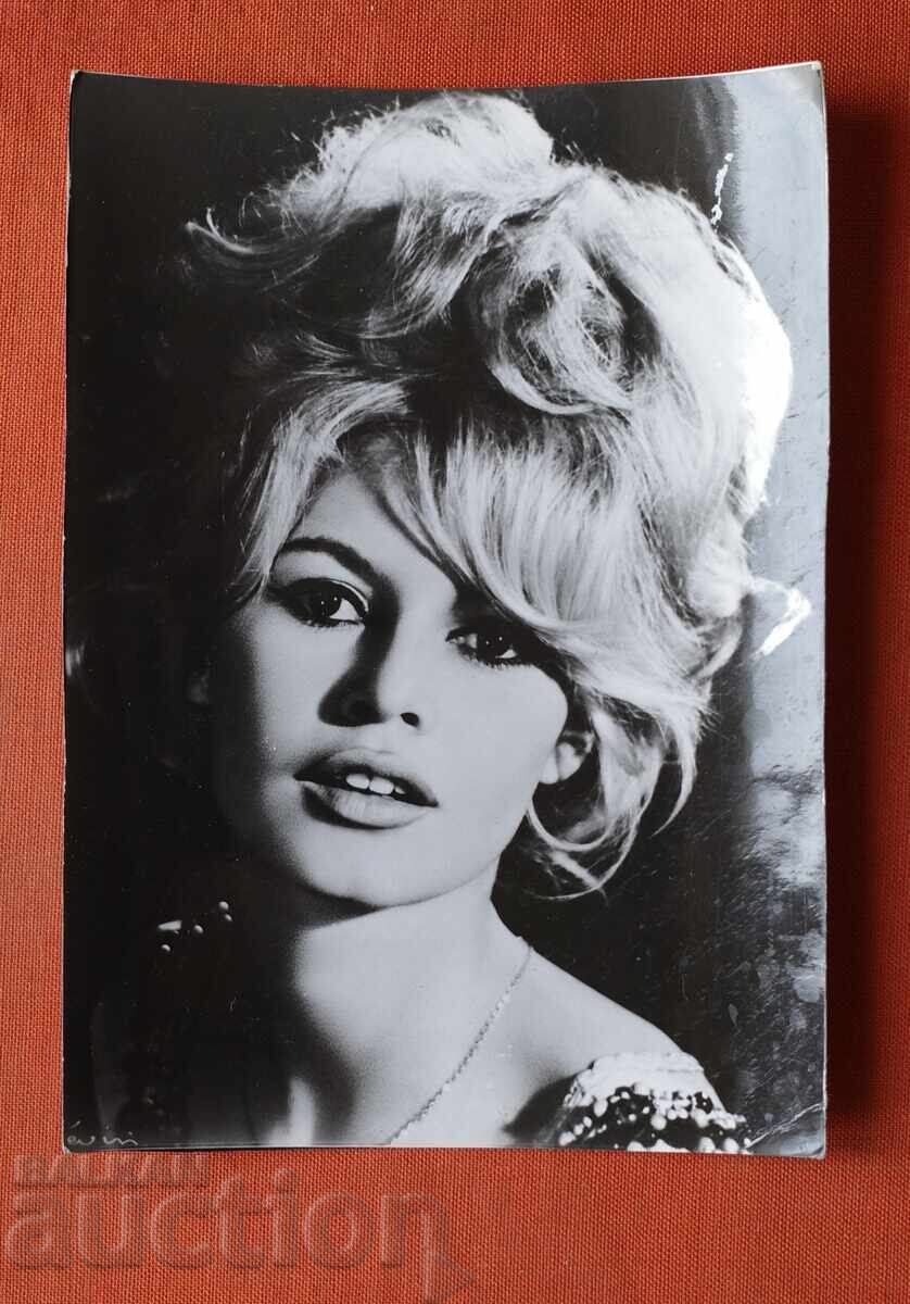 Μπριζίτ Μπαρντό