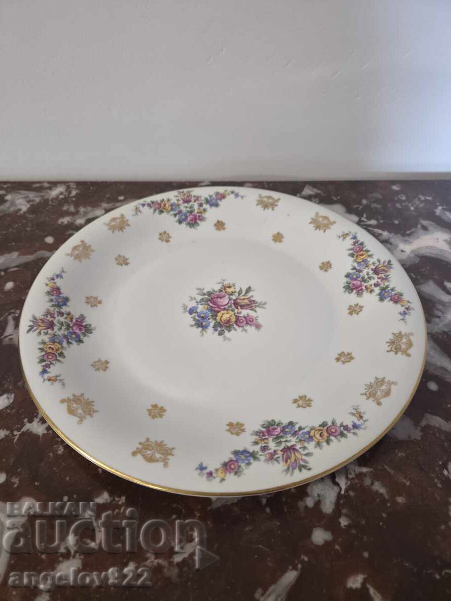 Platou ceh din porțelan!!! cu preț € 0.01 | 0.02 BGN Platou ceh din porțelan!!! cu preț € 0.01 | 0.02 BGN