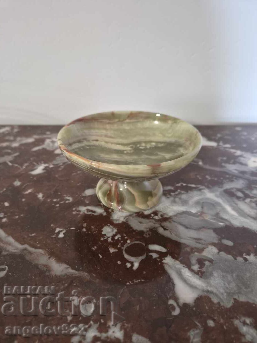 Красива масивна купа от оникс!!!