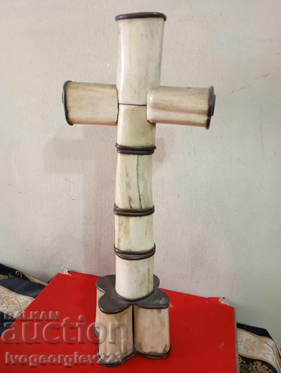 Cruciuliță veche, crucifix din os și alamă - 6