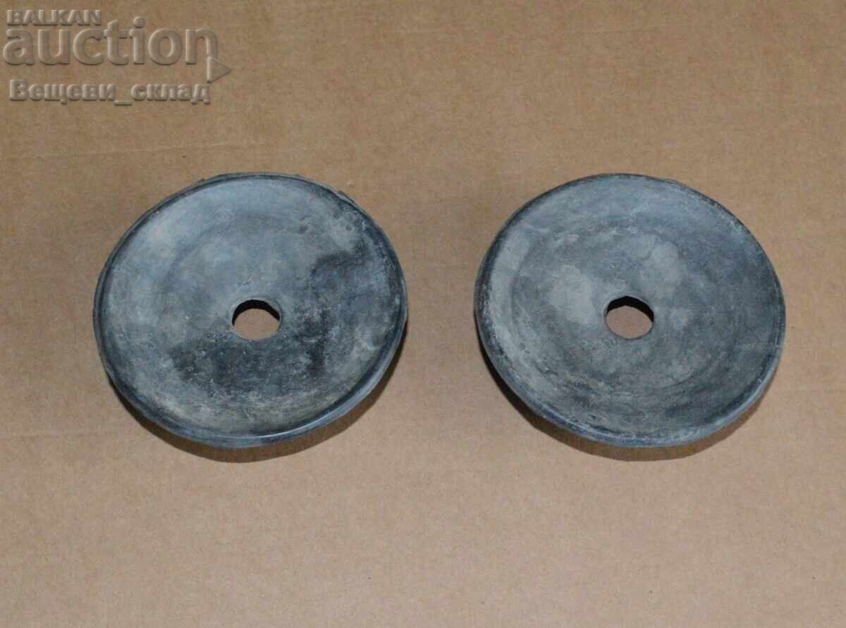 Căști din cauciuc pentru stația radio R-105 cu preț € 10.00 | 19.56 BGN