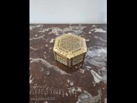 Винтидж дървена кутия за бижута с интарзия!!!