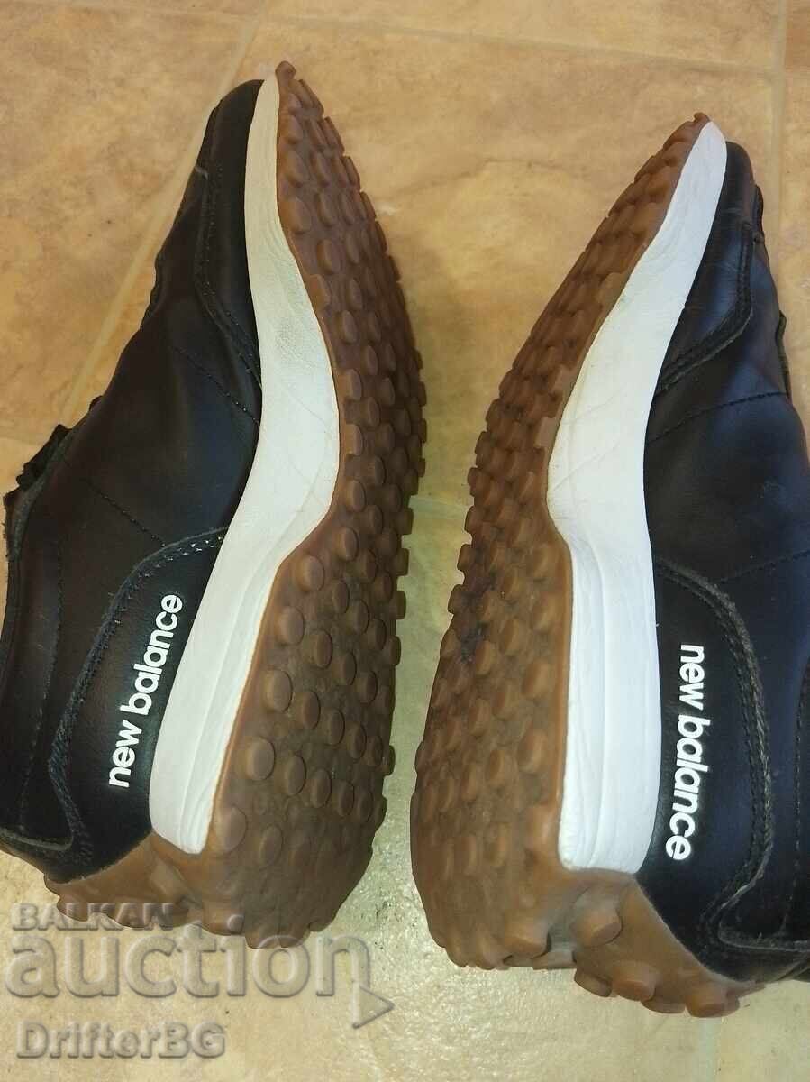 Licitație Dama New Balance 327 (Piele naturală) – Nr. 37.5