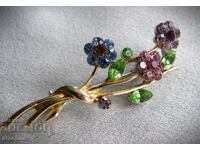 Позлатена брошка