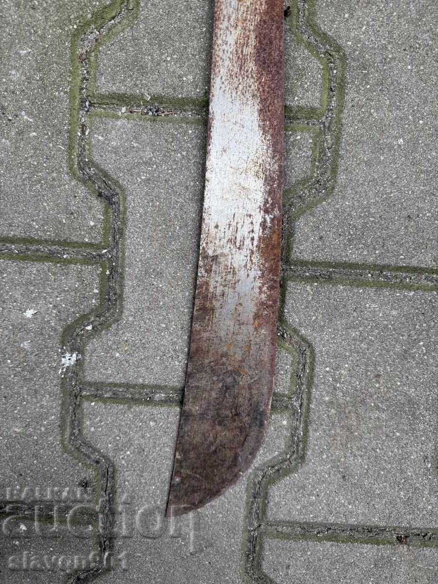 Licitație Topor brazilian