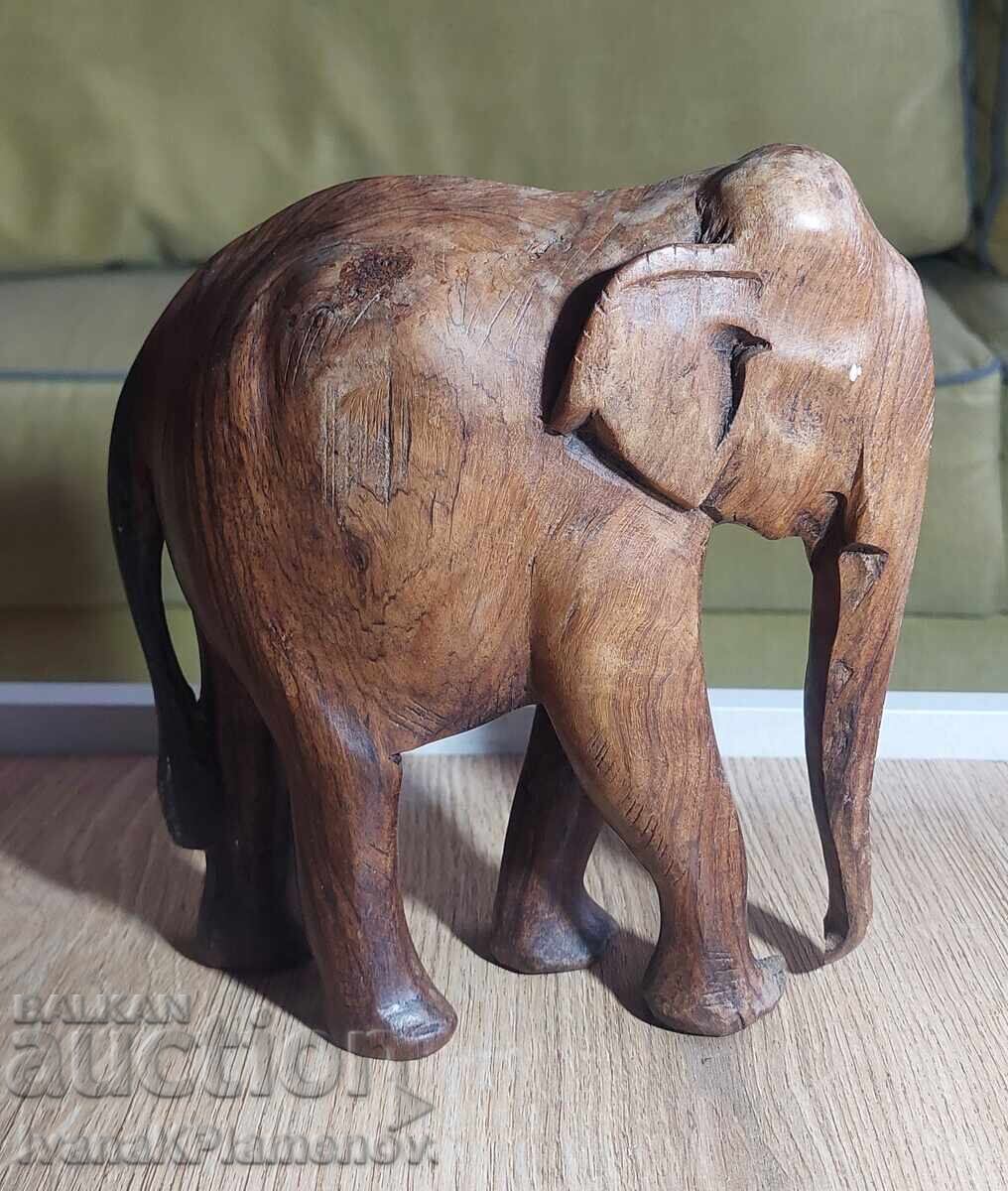 Dŭrvorezba slon za tseniteli