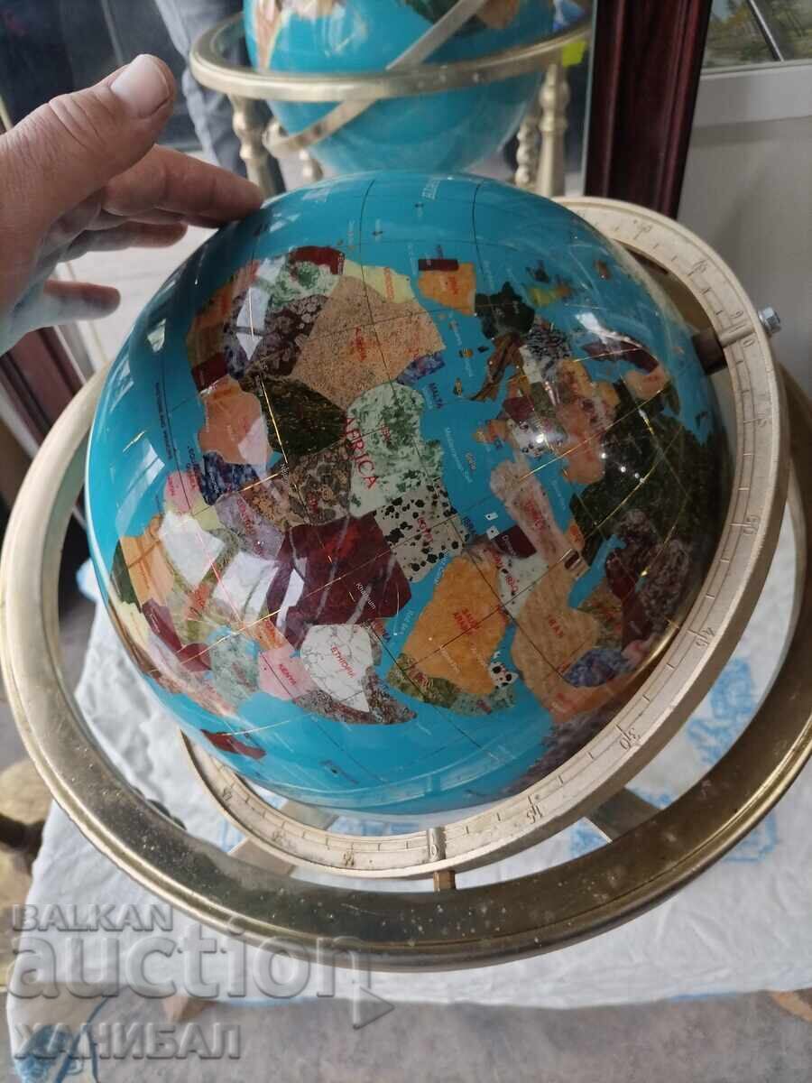 Licitație GLOB CU PIETRE SEMIPRETIOASE FOARTE FRUMOS Licitație GLOB CU PIETRE SEMIPRETIOASE FOARTE FRUMOS