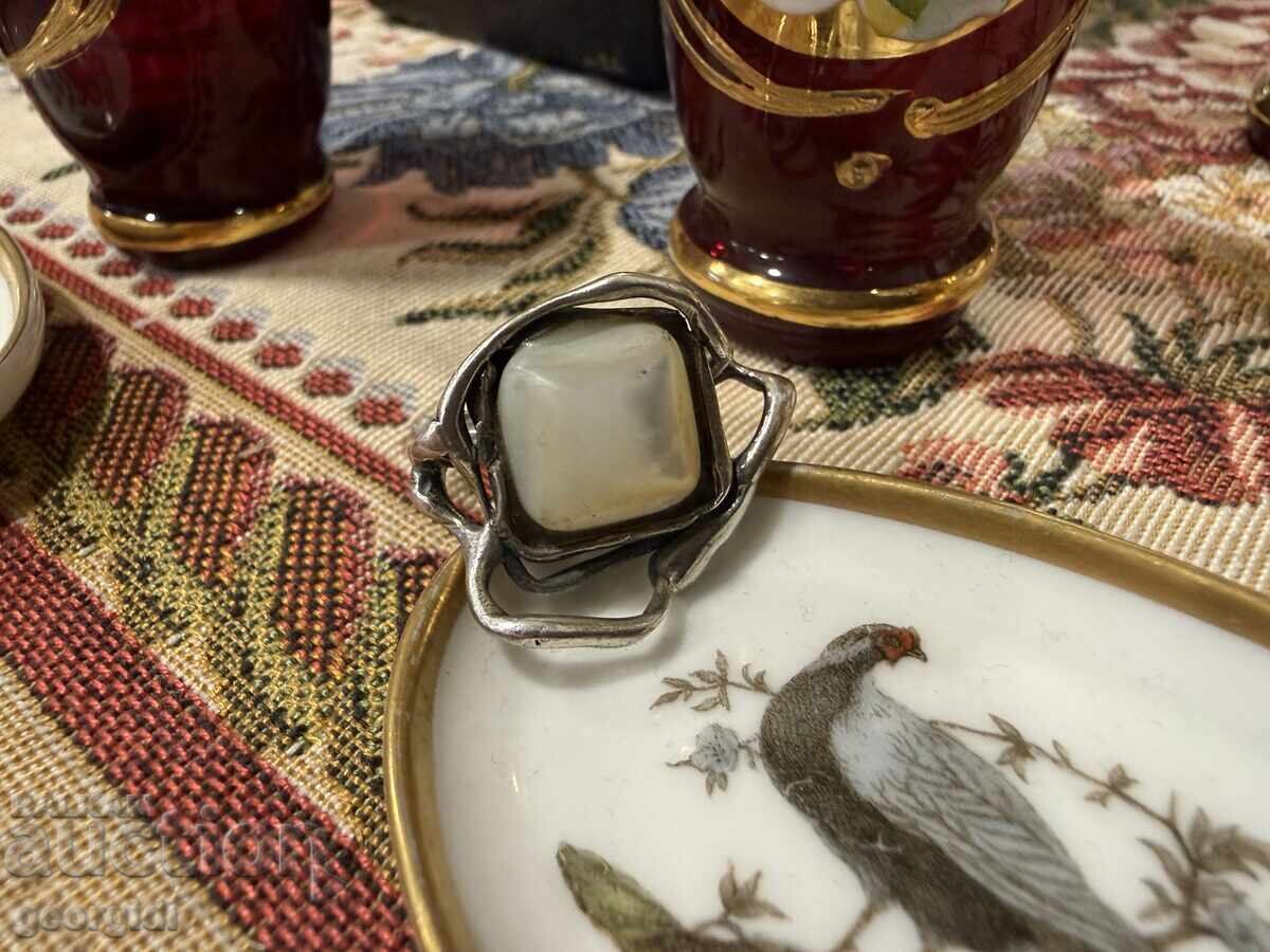 Ασημένιο δαχτυλίδι με φυσική πέτρα. №8010 Ασημένιο δαχτυλίδι με φυσική πέτρα. №8010