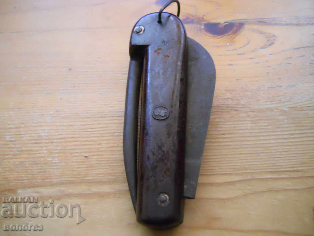 Old navy boatswain's knife with markings with price € 127.80 | 249.96 BGN