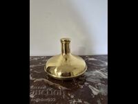 Krasiva stŭklena butilka s metalen obkov!!!