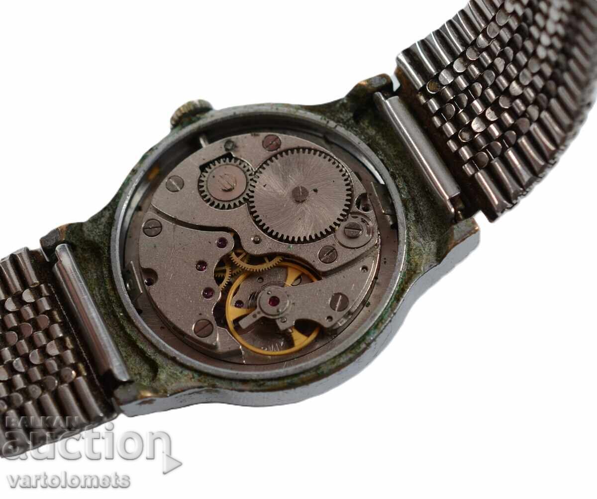 Men's Pobeda USSR watch - working with price € 5.00 | 9.78 BGN