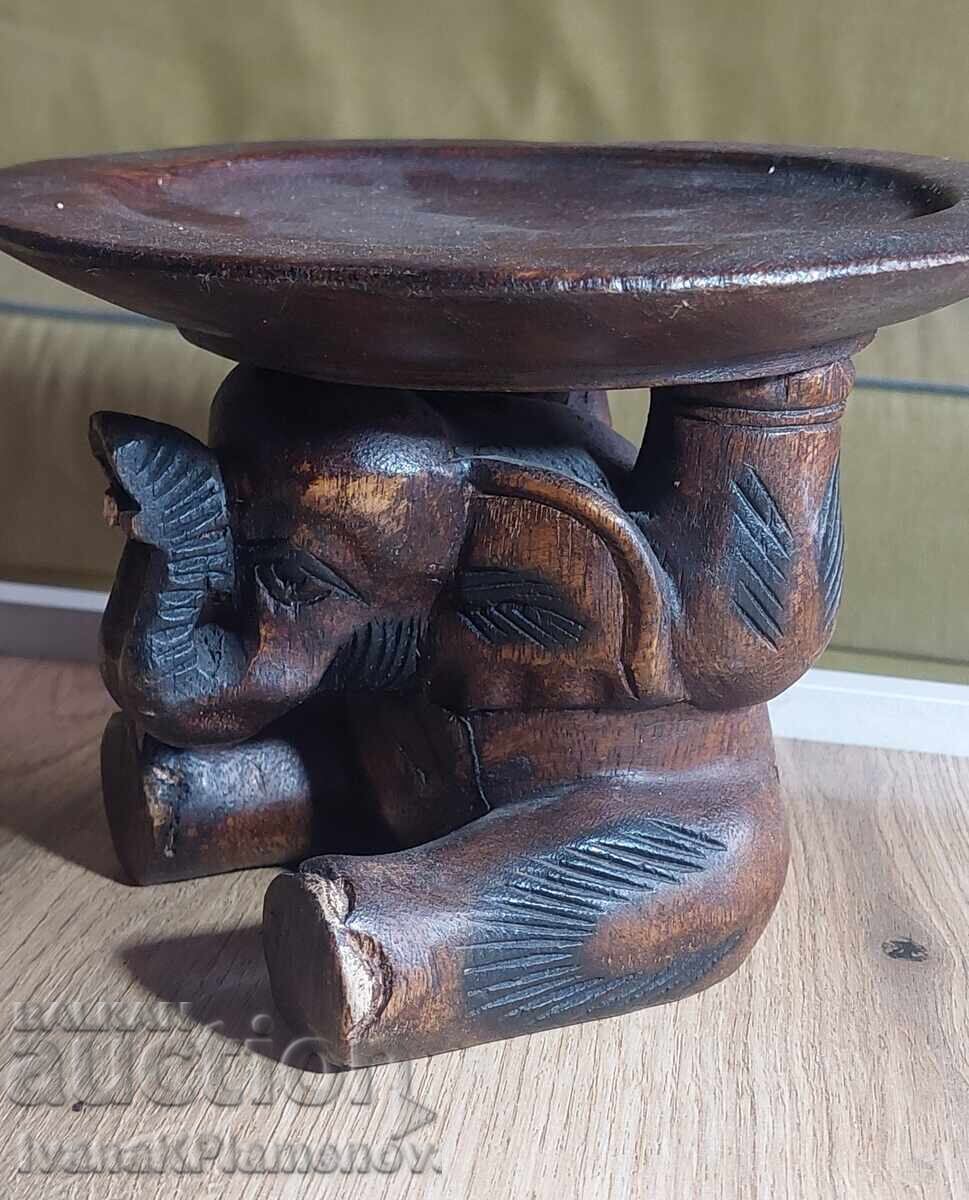 Auction Woodcarving for connoisseurs Auction Woodcarving for connoisseurs