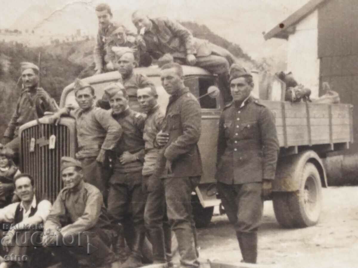 FOTO REGAL - CAMION MILITAR, FAȚĂ, AL DOILEA război mondial