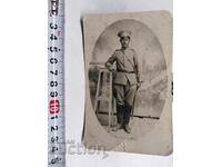 POZĂ DE REGE - SABIE, SABIE, PUȘCĂ, ORDIN, SCUT, UNIFORMĂ