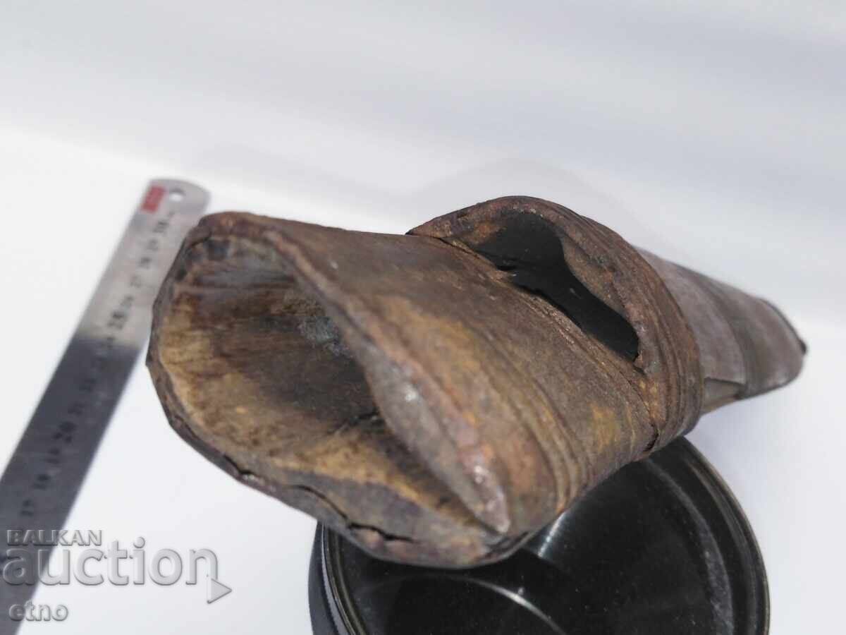 Auction  AUTHENTIC DOUBLE SHEATH FOR LARGE AND SMALL KNIFE, KARAKUL