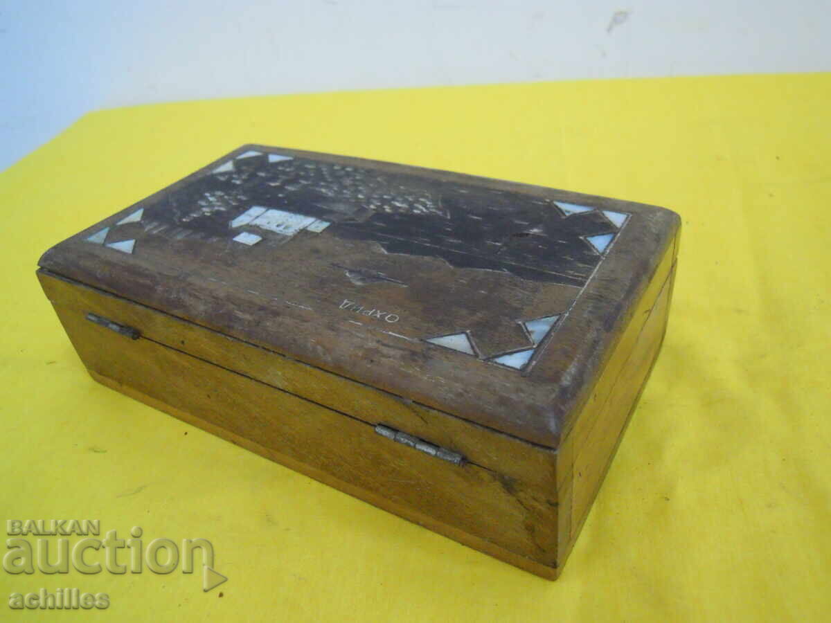 Licitație Cutie din lemn cu sidef OHRID