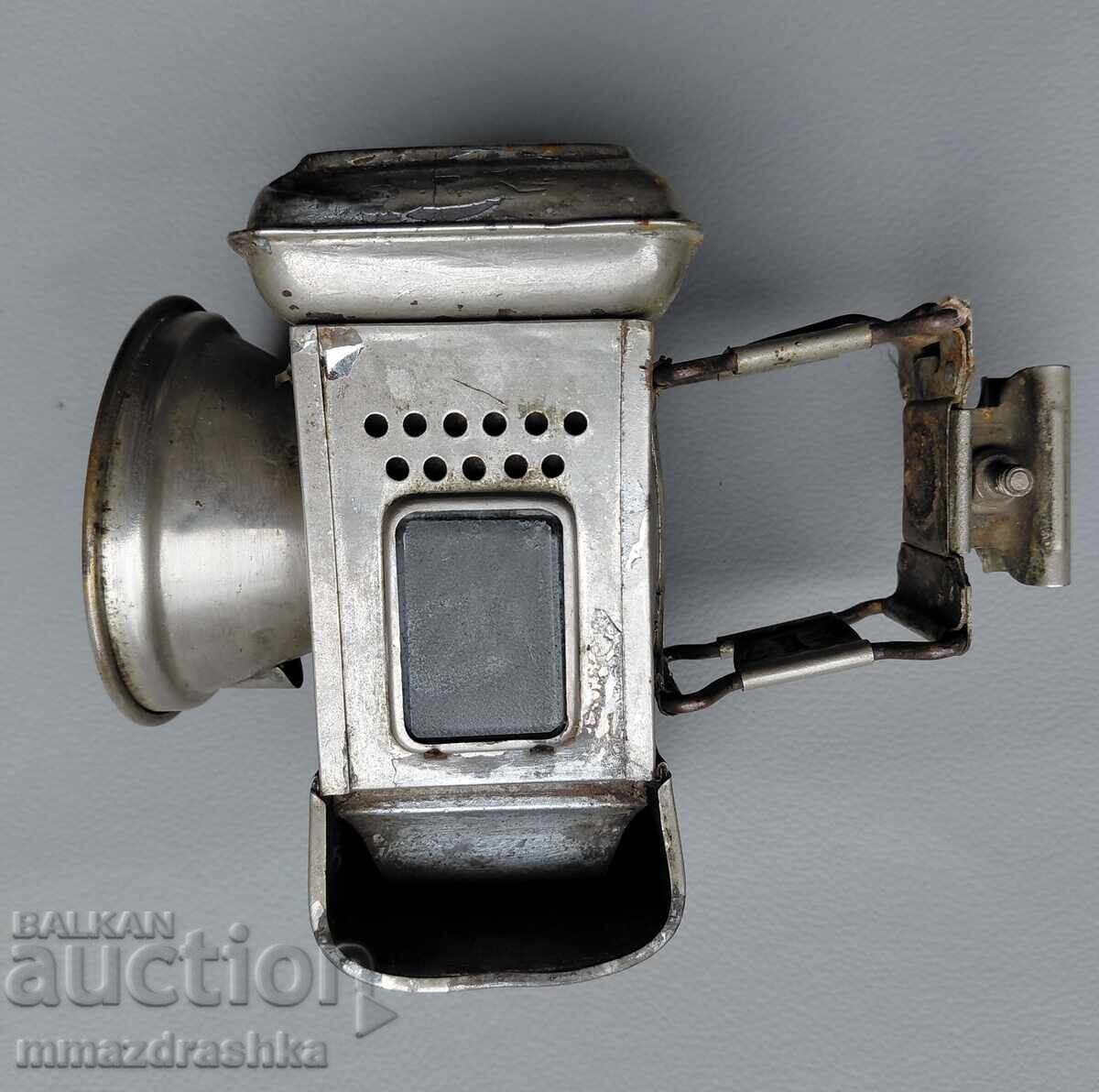 Delivery of Bicycle lamp 19th century, carbide