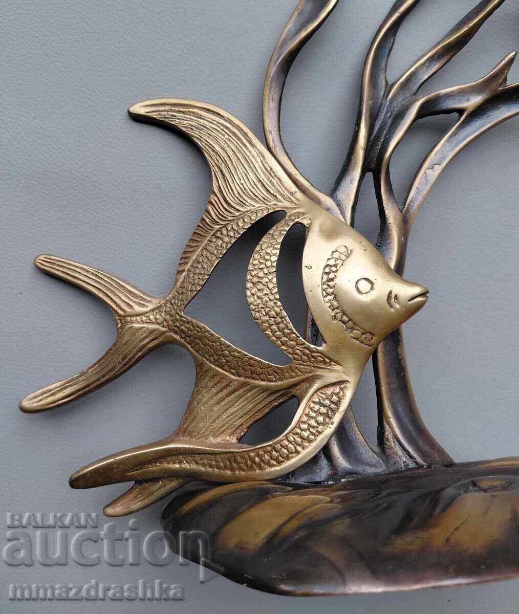 Μπρούτζινη βάση για κερί ψάρι με τιμή € 5.50 | 10.76 BGN