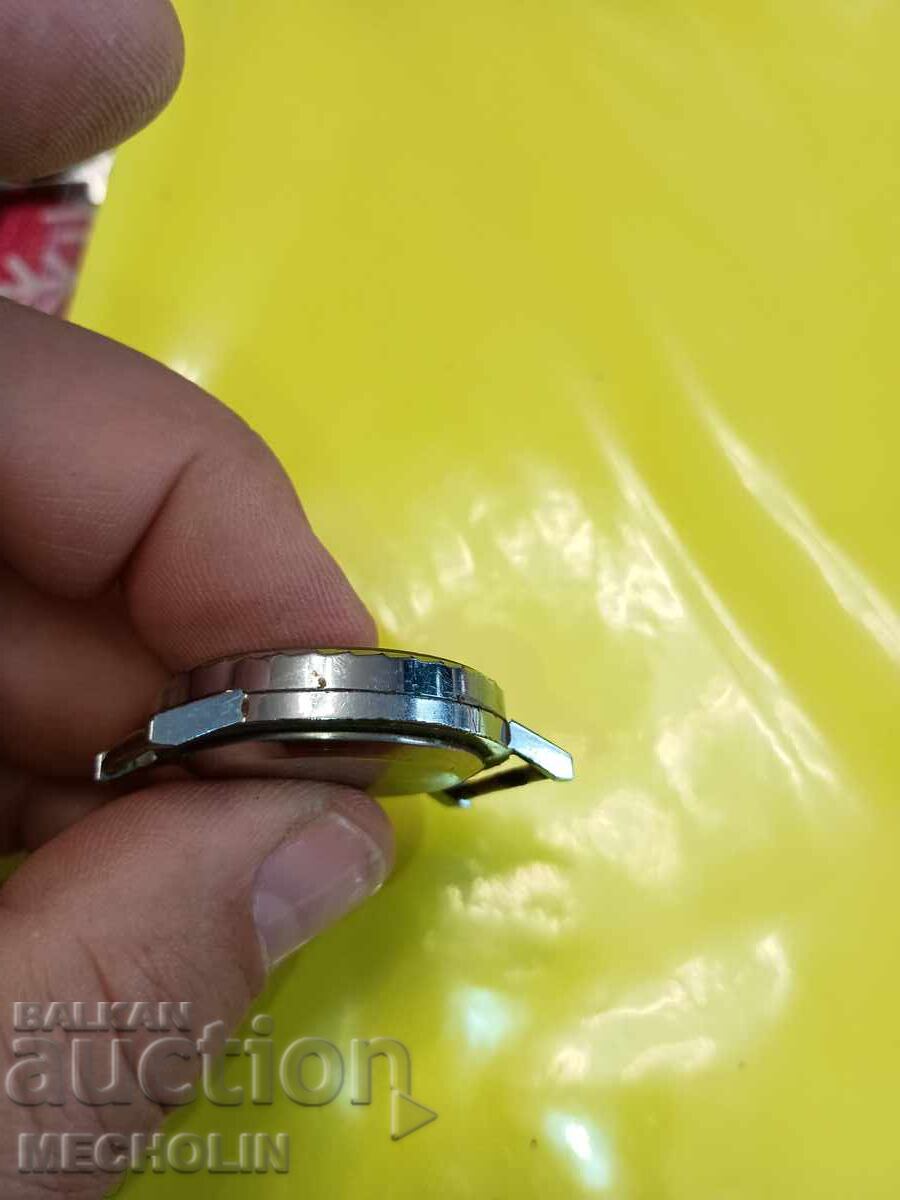 СТАР РУСКИ КОЛЕКЦИОНЕРСКИ ЧАСОВНИК ПОБЕДА 2 - 5