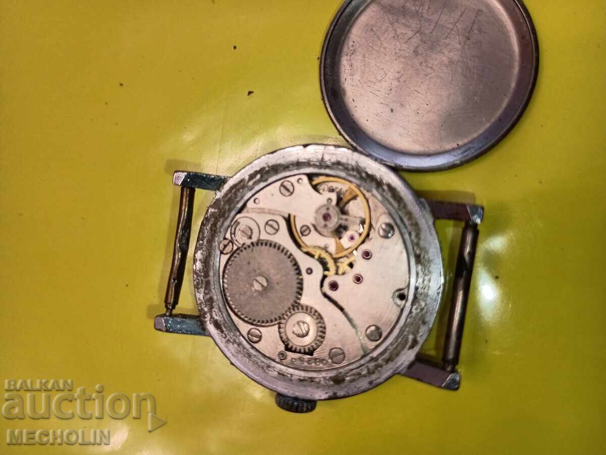 СТАР РУСКИ КОЛЕКЦИОНЕРСКИ ЧАСОВНИК ПОБЕДА 2 - 6