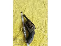 Малък револвер