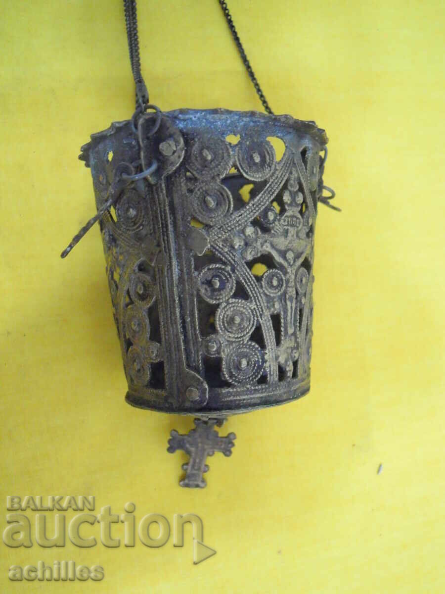 OLD BRONZE LAMP with price € 15.00 | 29.34 BGN