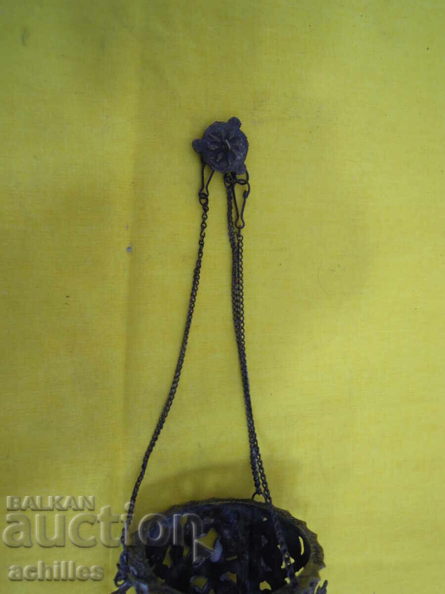 Delivery of OLD BRONZE LAMP