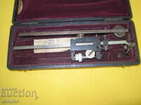 OLD PLANIMETER FOR MEASURING CURVES