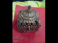 Старинна кутия за бижута