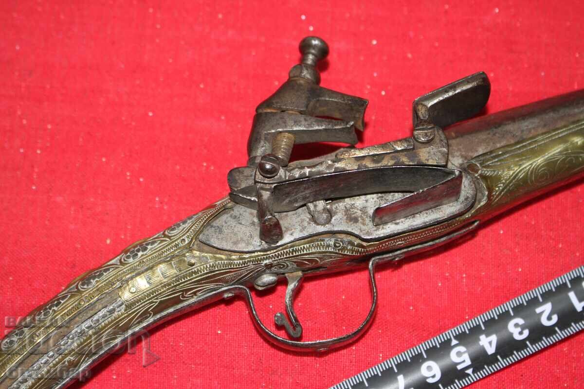 Arnaut flintlock pistol flintlock with price € 900.00 | 1760.25 BGN