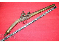 Arnaut flintlock pistol flintlock