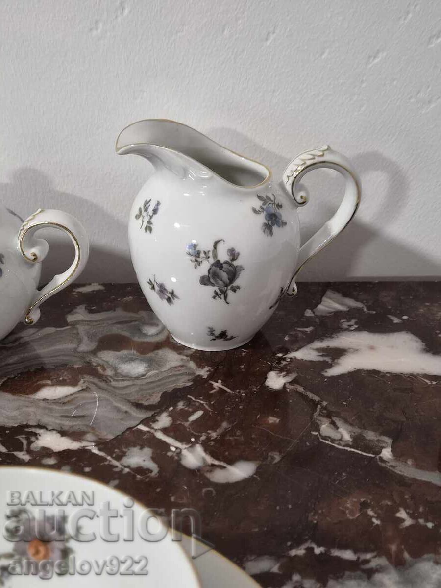 Аукцион Немски порцеланов сервиз за чай кафе ROSENTHAL Аукцион Немски порцеланов сервиз за чай кафе ROSENTHAL