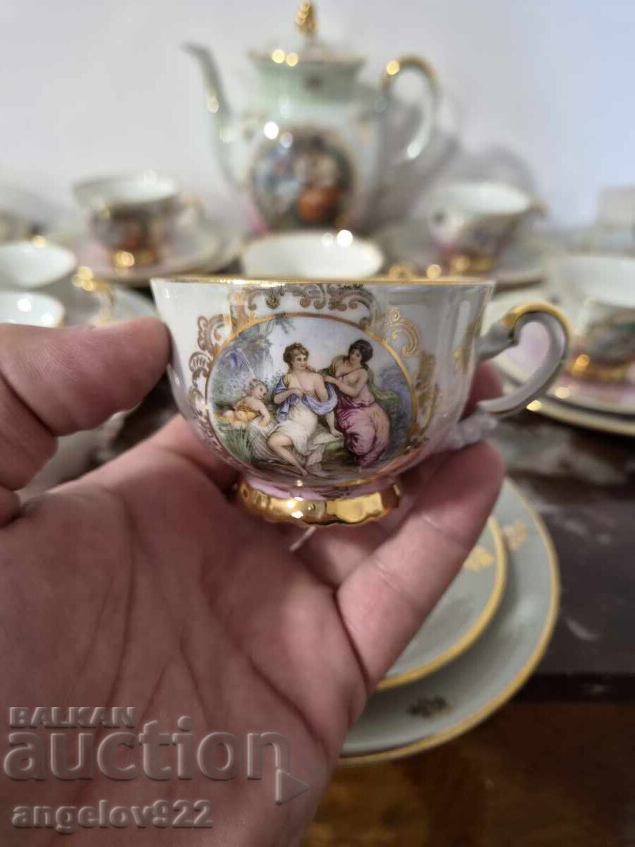 Баварски порцеланов сервиз за кафе MATERIECH с цена € 13.00 | 25.43 лв.