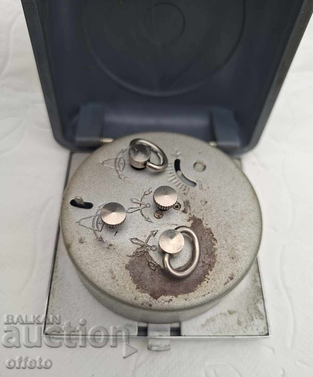 Auction  ALARM CLOCK